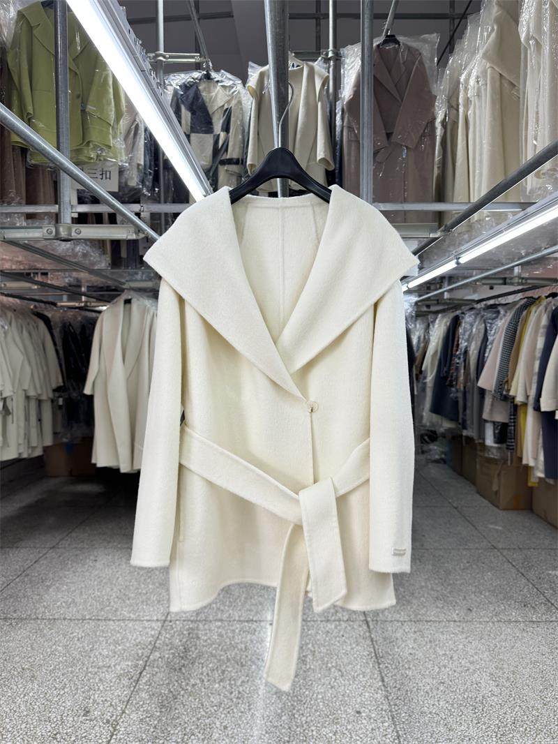 Yak fleece large lapel hooded reversible wool coat women's short small new Korean loose woolen jacket