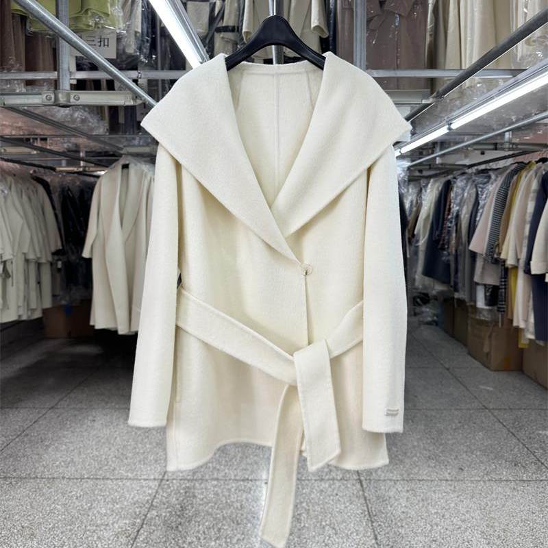 Yak fleece large lapel hooded reversible wool coat women's short small new Korean loose woolen jacket