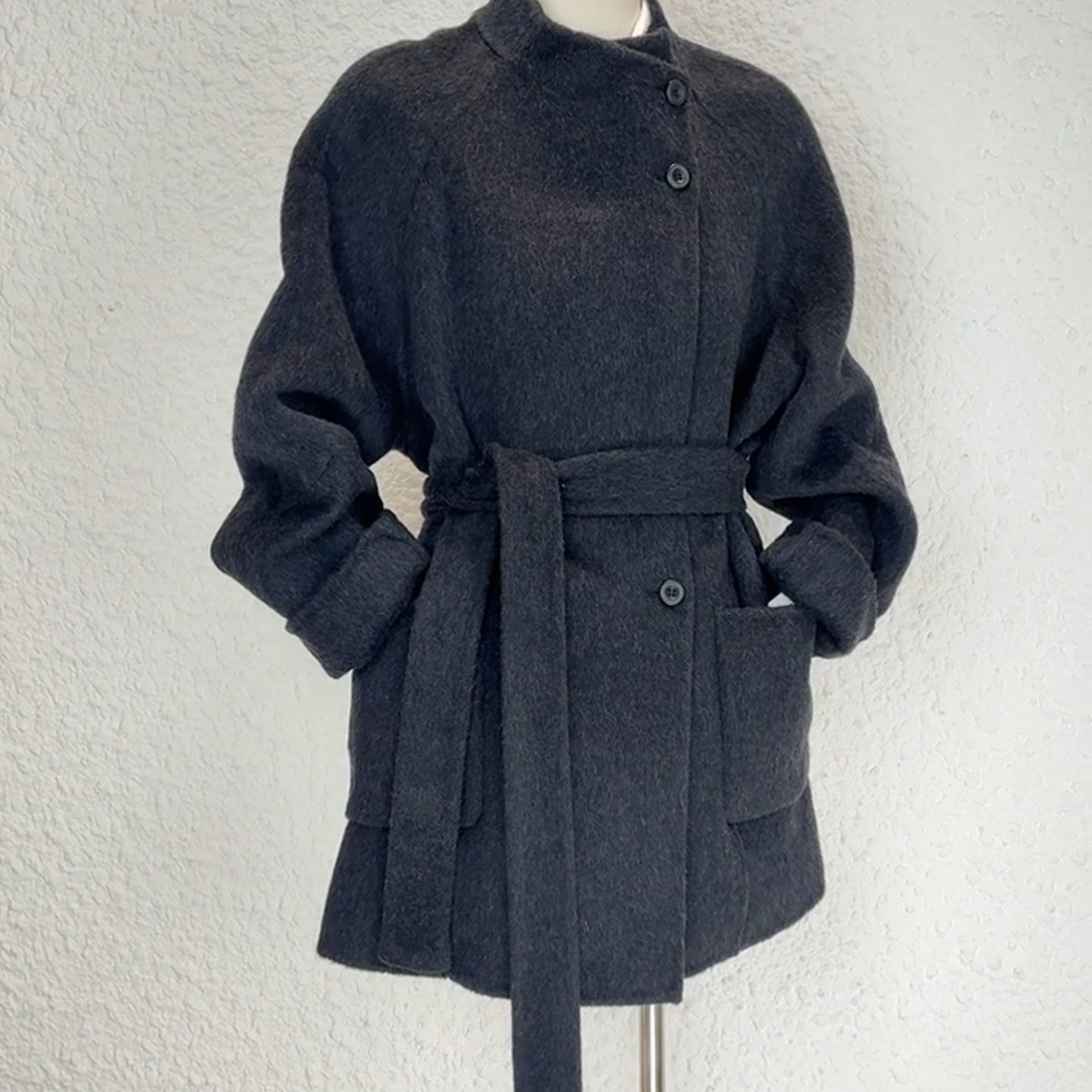 This year's popular reversible cashmere coat women's 2025 fall/winter Hepburn-style wool high-end woolen woolen jacket