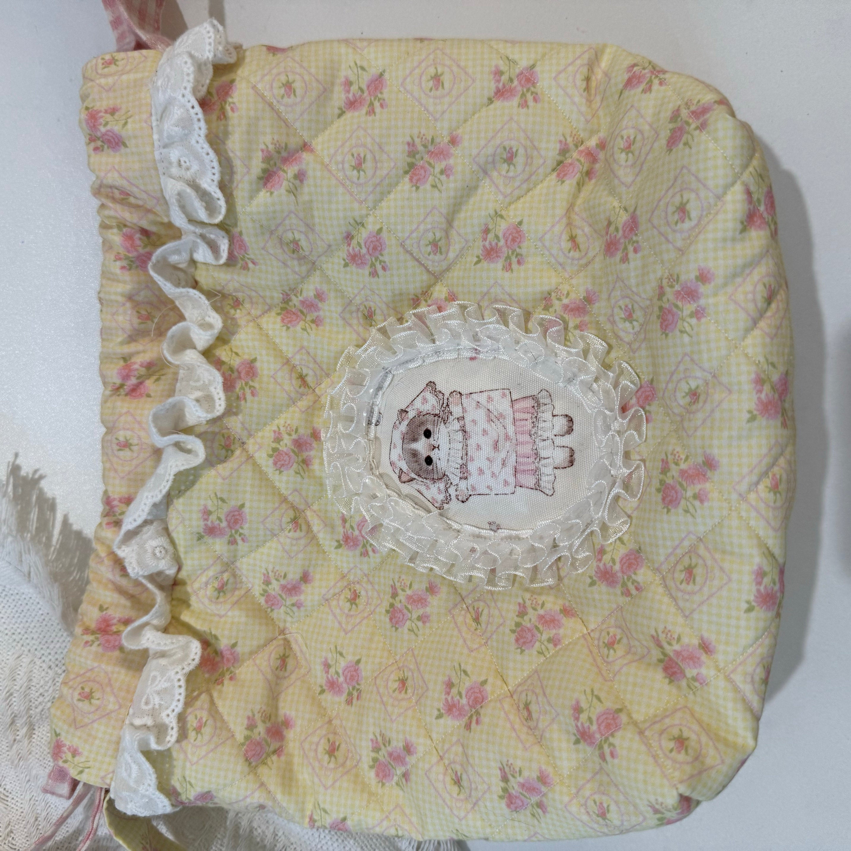 Bibi Bobbin, Korean imported original design, niche design, floral diagonal cross, small bundle bag, cute