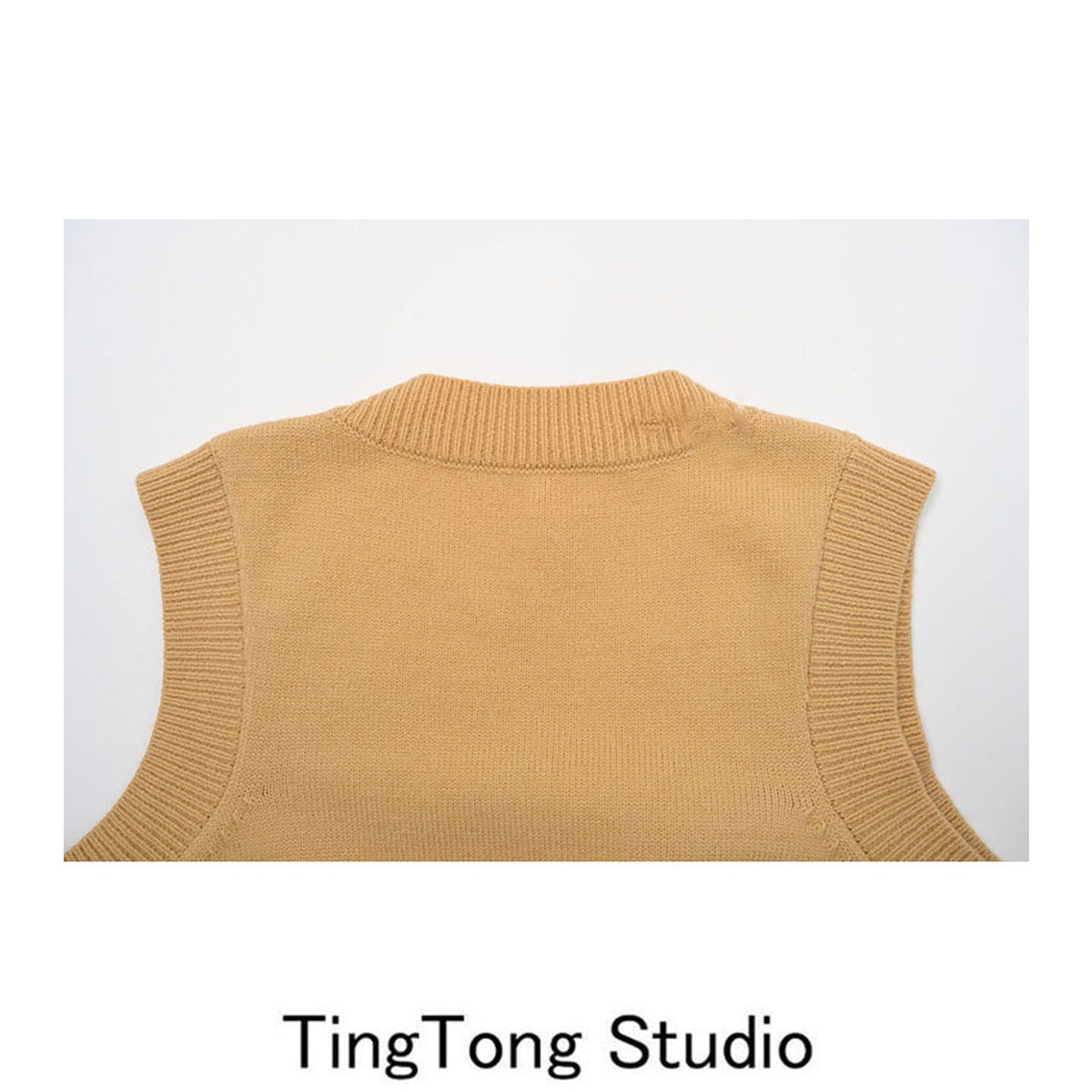 Cartoon cute puppy embroidered pullover sweater vest women's autumn and winter new retro age-reducing layered knitted sweater vest