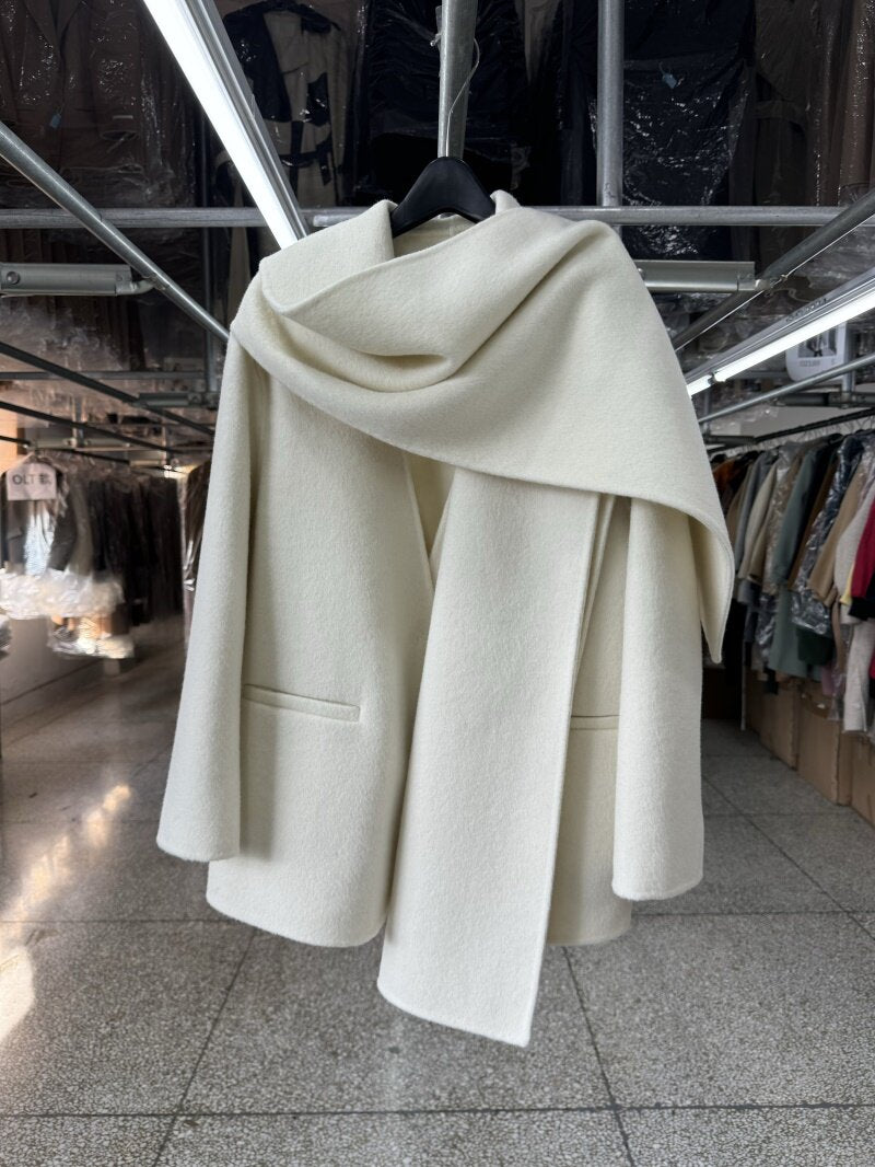 Black scarf, reversible wool coat, women's short model, 2025 autumn/winter new Korean fashion temperament woolen jacket