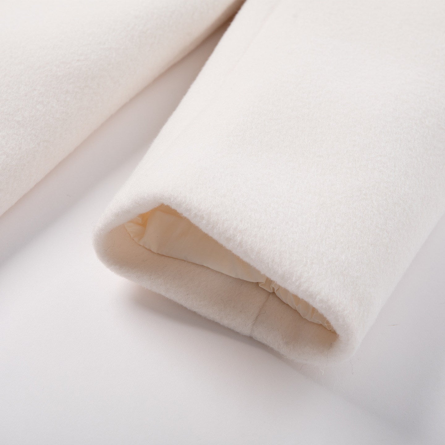 BANGON Large Fur Collar Midi Length Coat Jacket Socialite Temperament High-end Lace-up Waist Fashionable Top